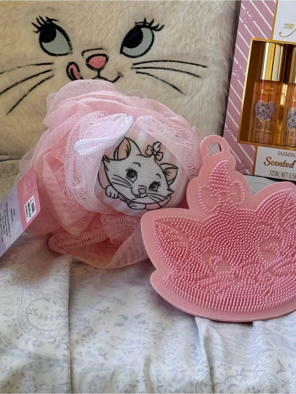 Disney adorable marie